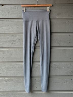NWOT Unbound Merino Leggings Gray Size XS Waistband Zipper Pocket
